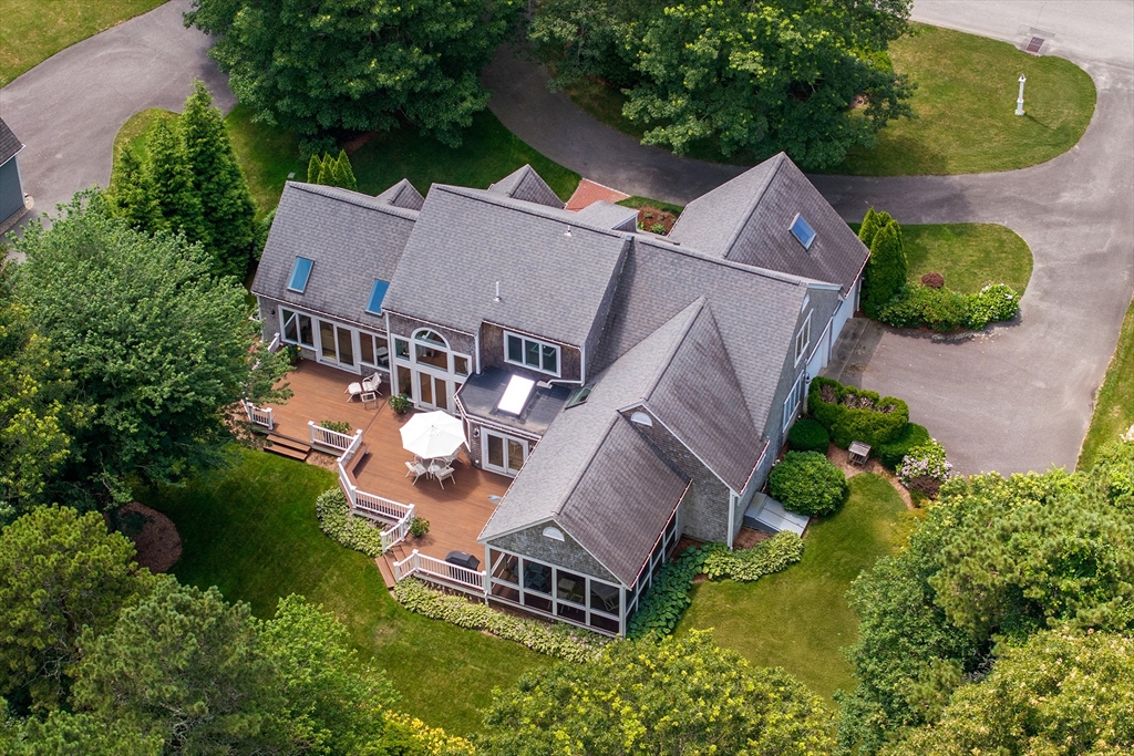 Barnstable, Massachusetts 02648, United States, 4 Bedrooms Bedrooms, ,3 BathroomsBathrooms,Residential,Pending,179780