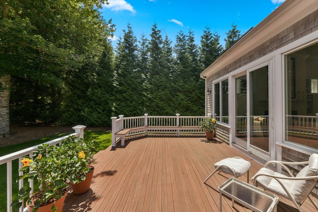 Barnstable, Massachusetts 02648, United States, 4 Bedrooms Bedrooms, ,3 BathroomsBathrooms,Residential,Pending,179780