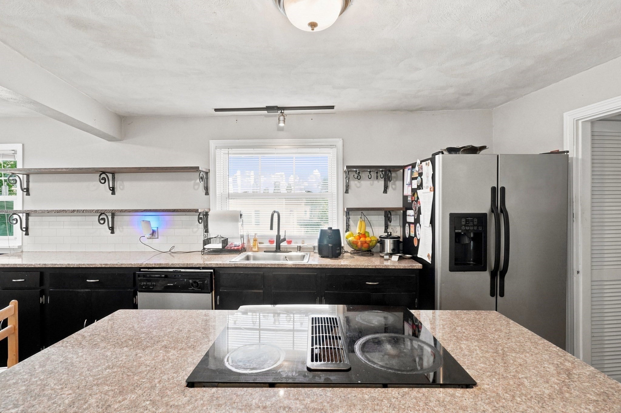 75 Nahant St, Lynn, MA, 75 Nahant St, Lynn, MA Photo #14
