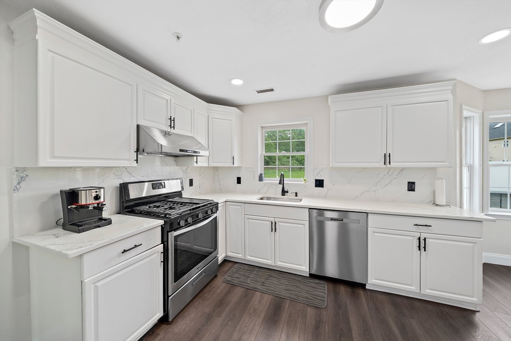 158 Clear Pond Dr 158