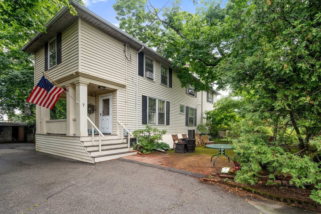 7 Park Cir