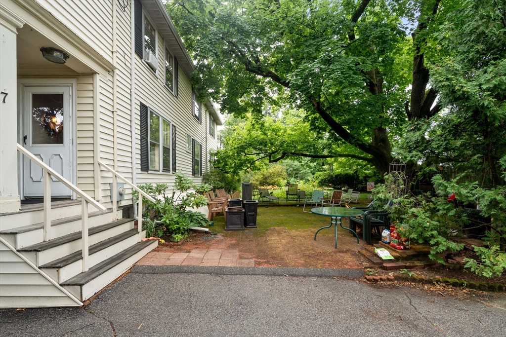 7 Park Cir