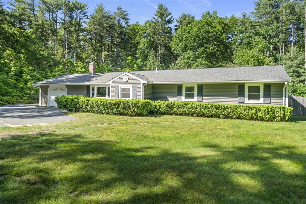 200 Pleasant St