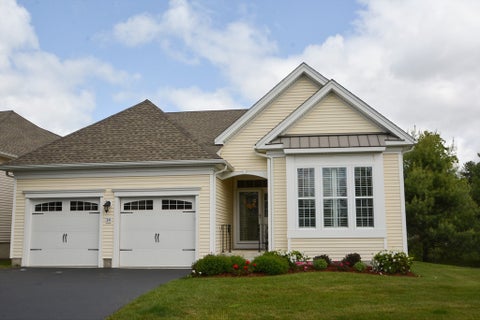 Photo of 14 Hartshorne Way #14, Methuen, MA 01844 (MLS # 73553577)