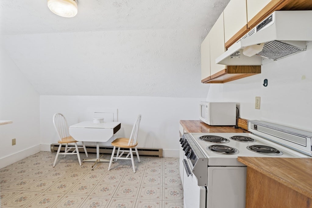 109 4th St, Leominster, MA, 109 4th St, Leominster, MA Photo #26