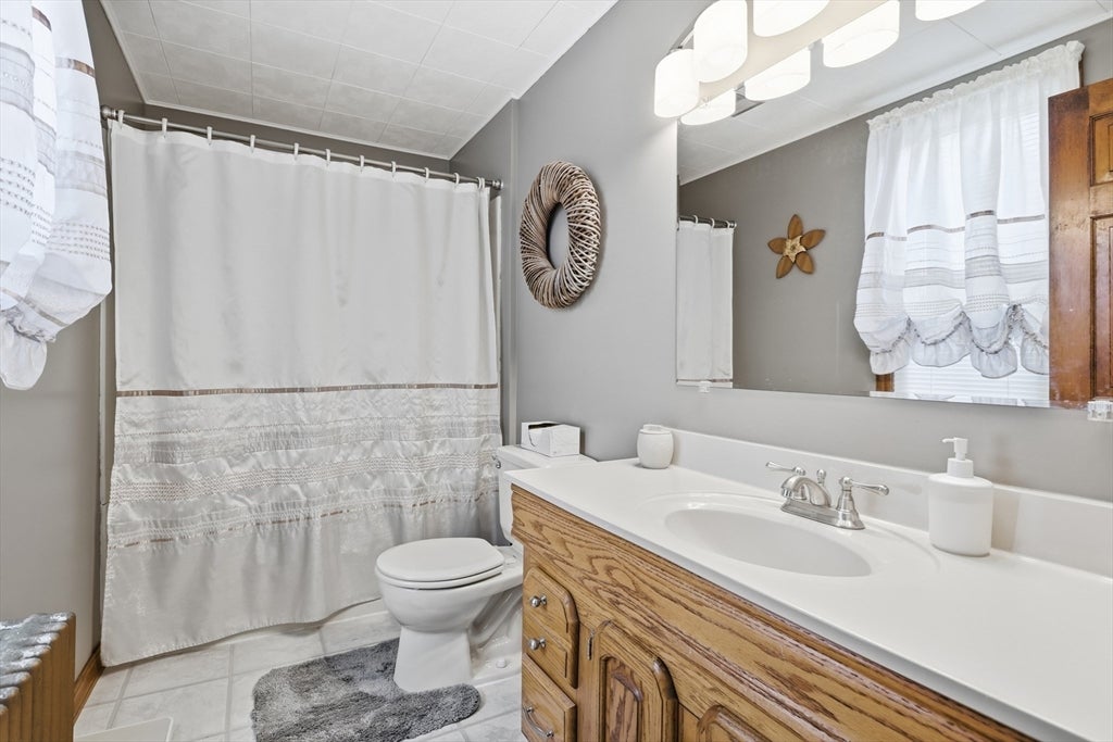 109 4th St, Leominster, MA, 109 4th St, Leominster, MA Photo #12