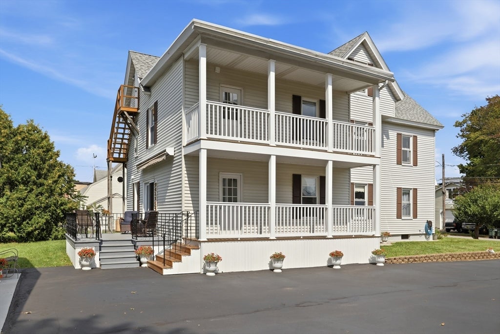 109 4th St.