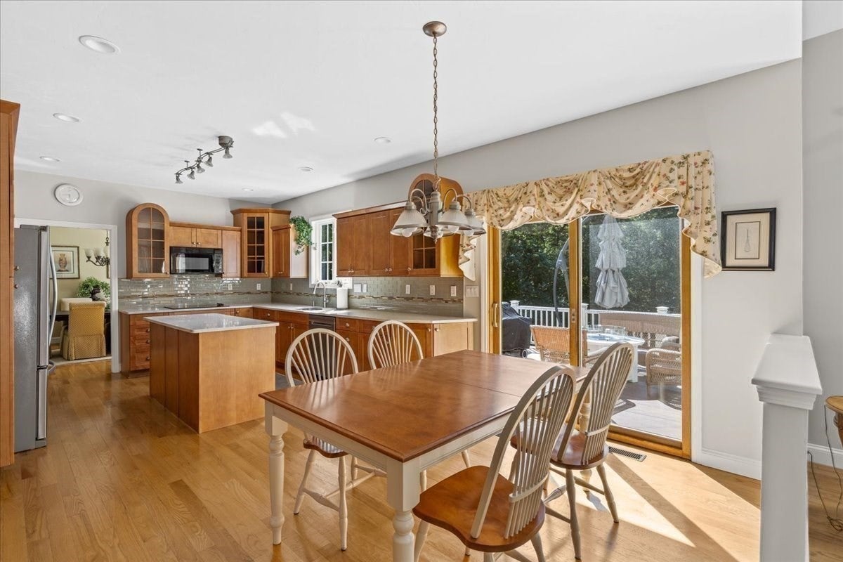 100 Eagle Rock Rd, Stoughton, MA, 100 Eagle Rock Rd, Stoughton, MA Photo #12