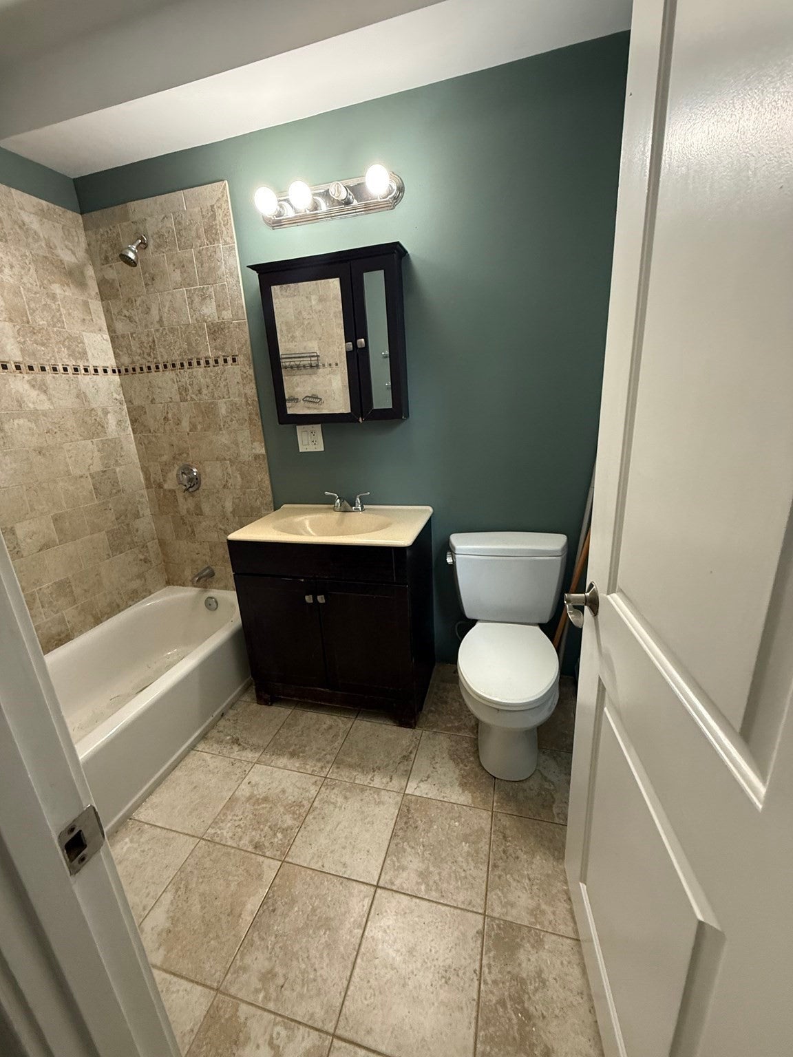 175 Savannah Ave #1, Boston, MA Photo #6