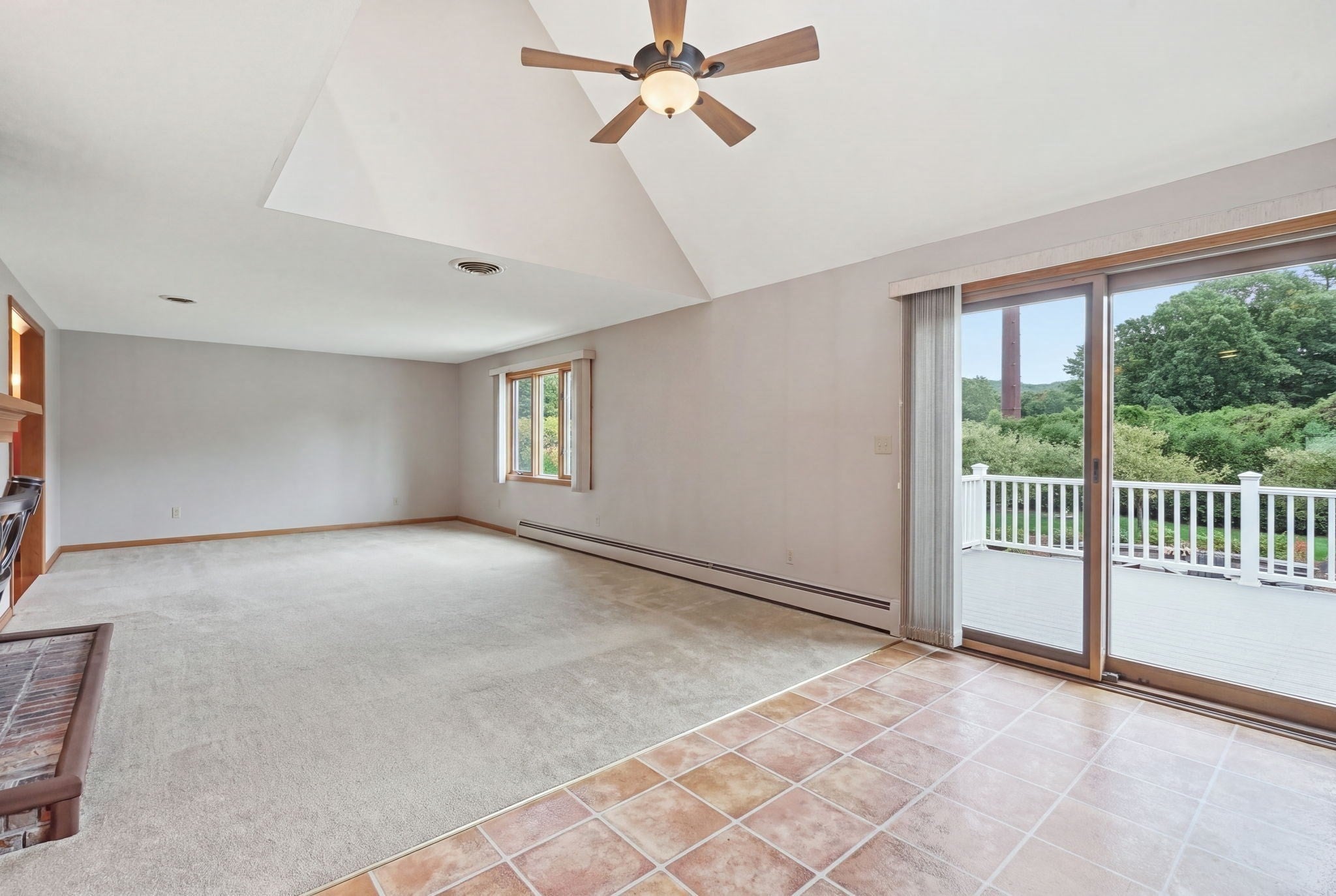 16 Matthew Dr, Easthampton, MA Photo #12