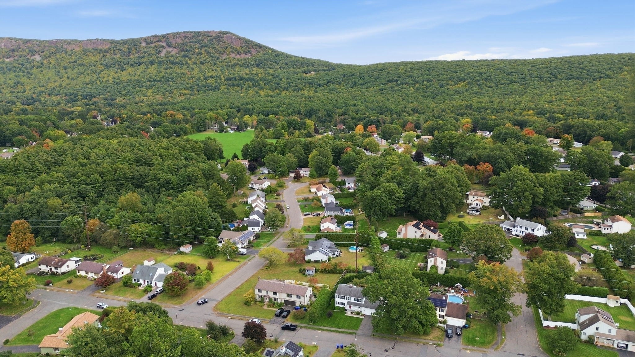 16 Matthew Dr, Easthampton, MA Photo #32