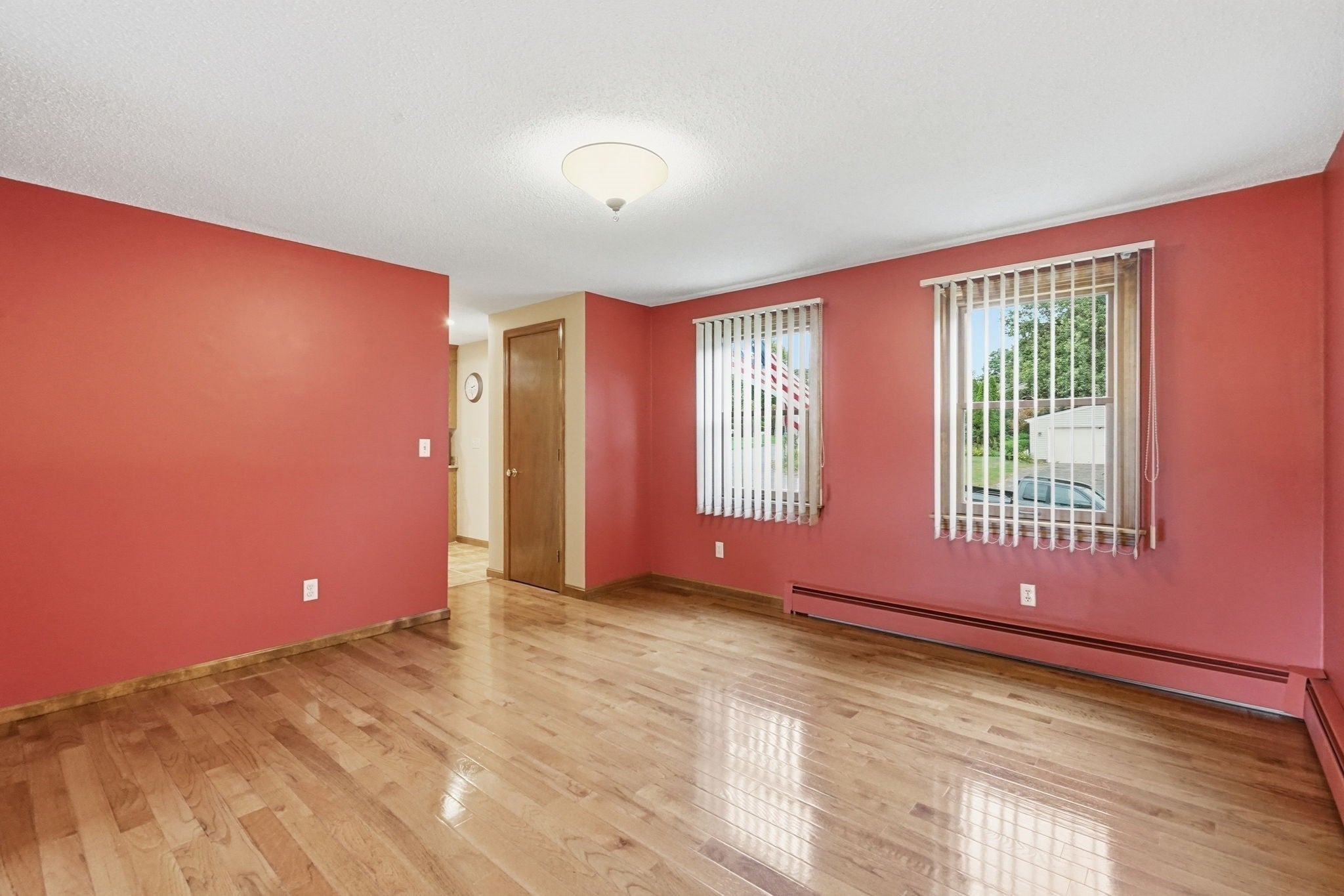 16 Matthew Dr, Easthampton, MA Photo #16