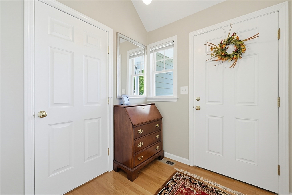 27 Country Hill Road 27