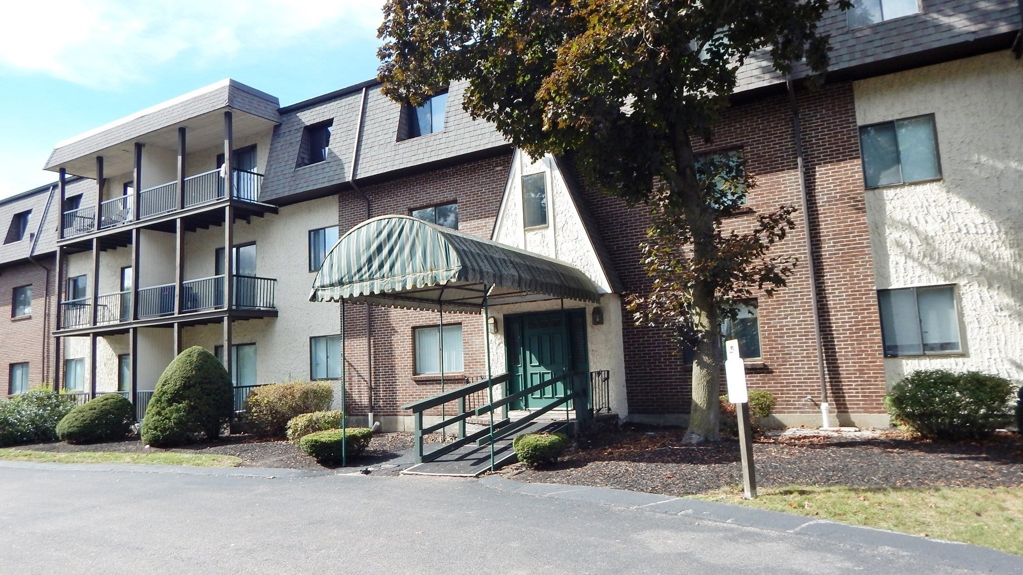 Photo of 232 Canton St, Randolph, MA