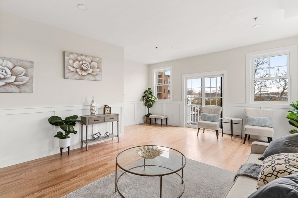 188 Quincy Ave. B1