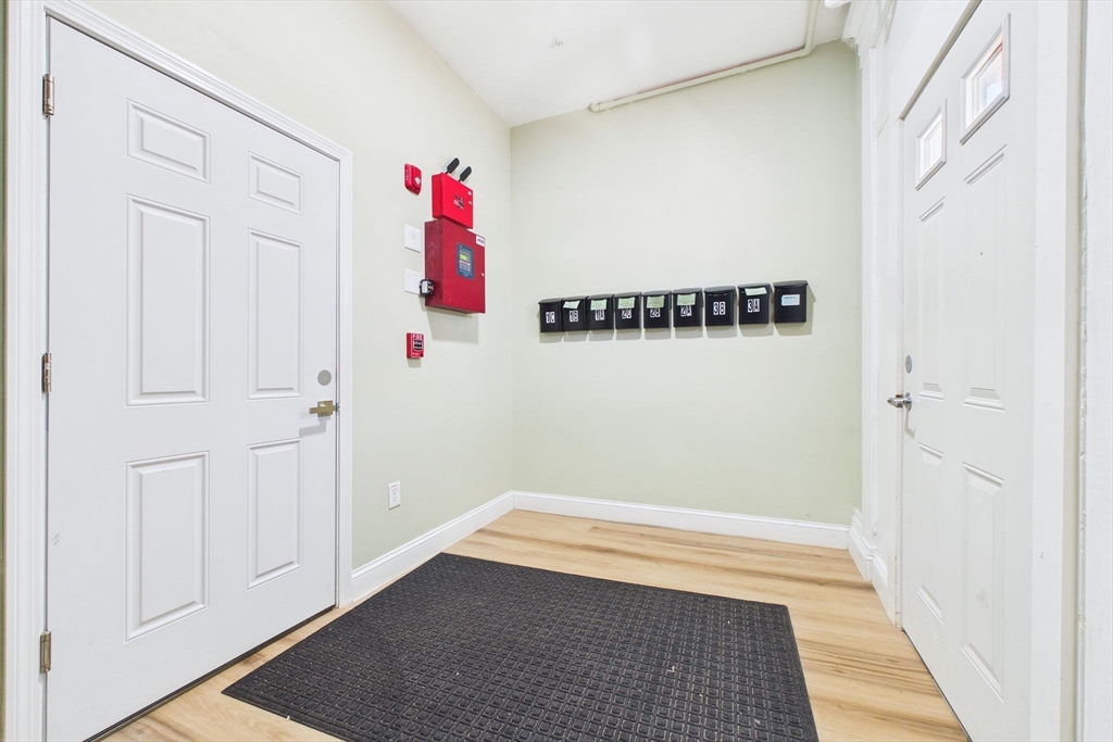 110 Eighth St