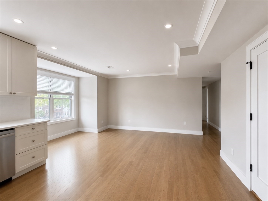 13 Greylock Rd 3