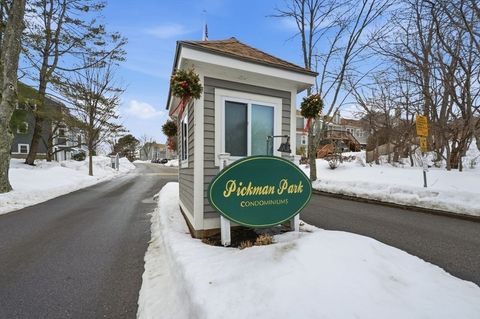 8 Russell Dr 7D Salem MA 01970