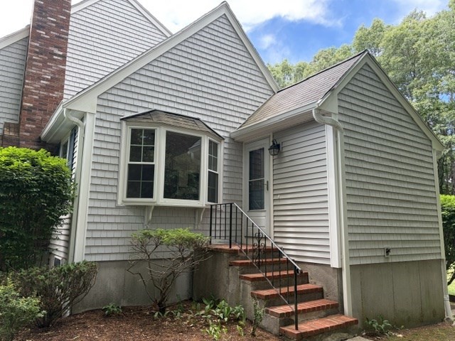 65 Village Street 65