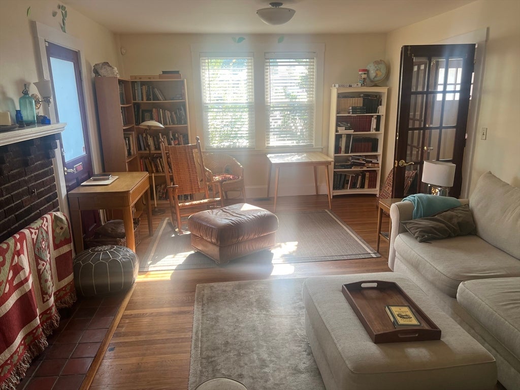 17 Pond St 0