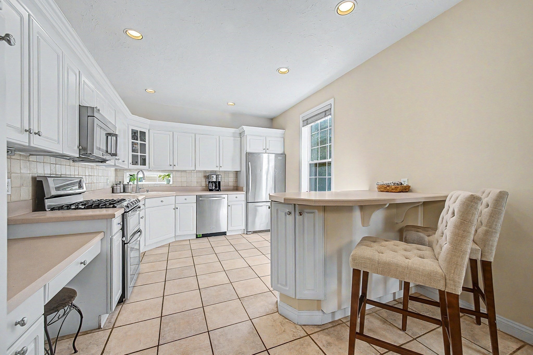 8 Southwood Dr #8, Southborough, MA, 8 Southwood Dr #8, Southborough, MA Photo #10