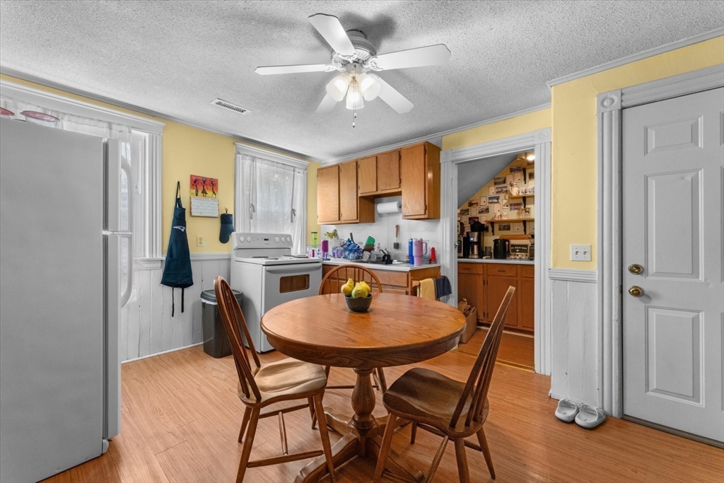 15 Steele St, Worcester, MA Photo #30