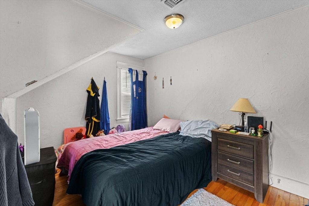 15 Steele St, Worcester, MA Photo #28