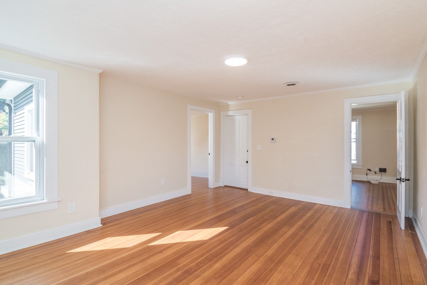180 State Street #B, Northampton, MA, 180 State Street #B, Northampton, MA Photo #4