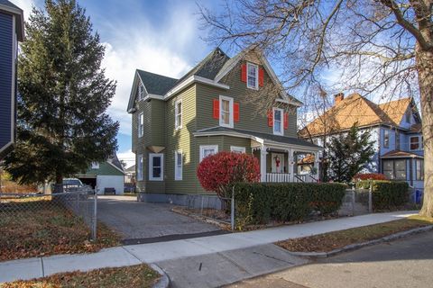 58 Willard Ave Springfield MA 01109