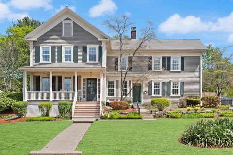 291 Plimpton St Walpole MA 02081