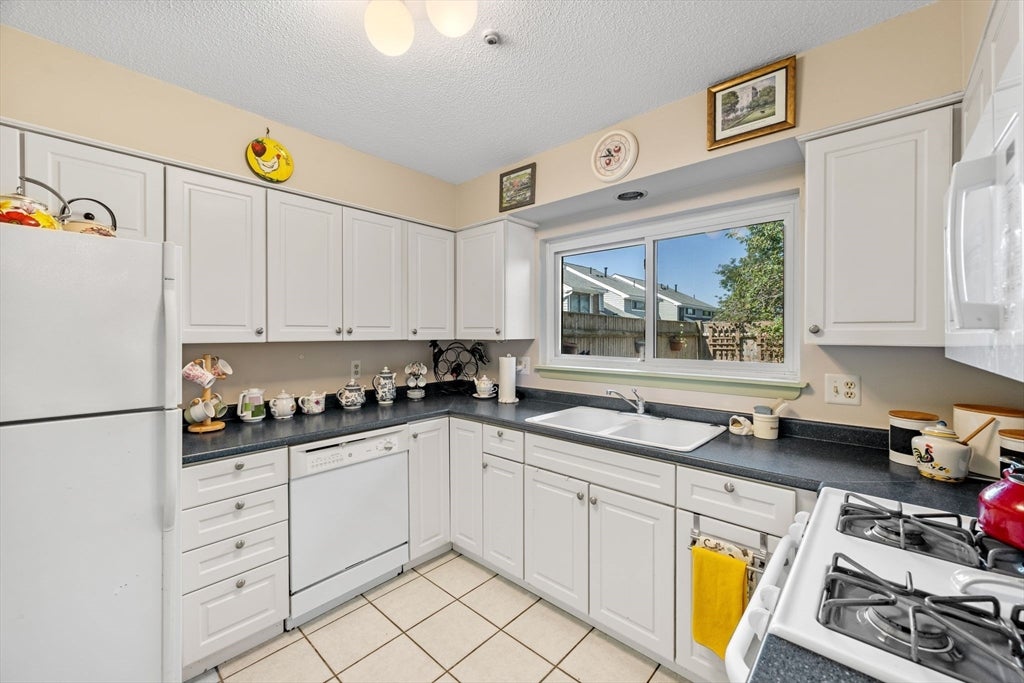 23 Oliva Ct #23, Stoughton, MA, 23 Oliva Ct #23, Stoughton, MA Photo #4