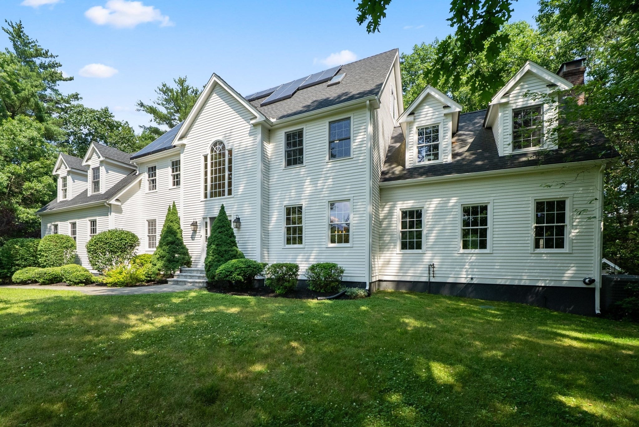 23 Falcon Ridge Dr