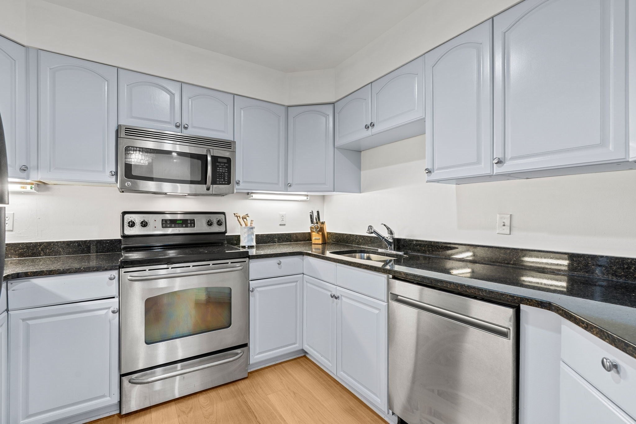 25 Marion St #27, Brookline, MA, 25 Marion St #27, Brookline, MA Photo #10