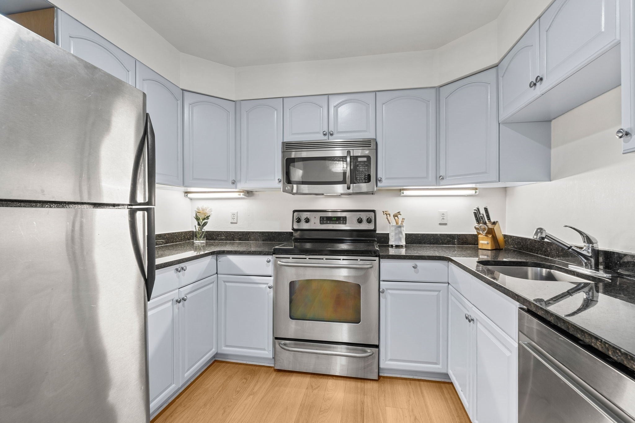 25 Marion St #27, Brookline, MA, 25 Marion St #27, Brookline, MA Photo #9