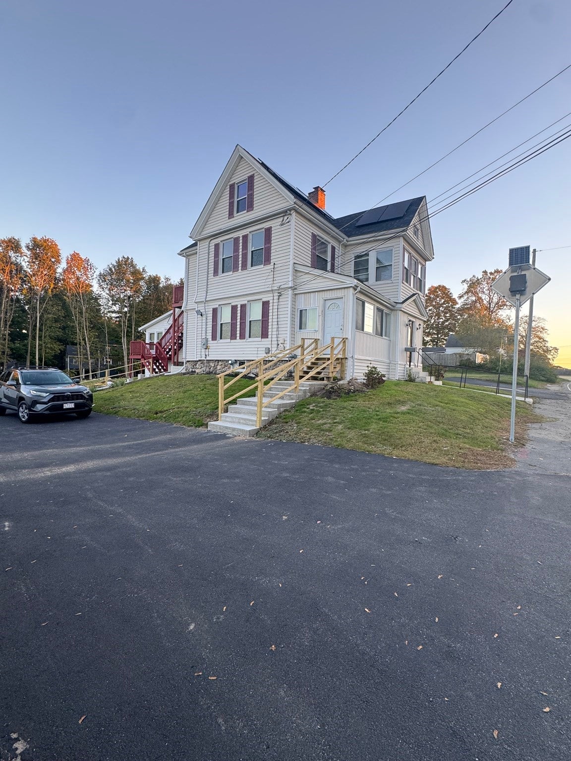 Photo of 239 Pleasant ST, Stoughton, MA