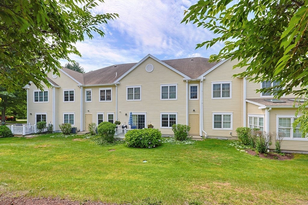 631 East Street C-202, Mansfield, MA Photo #2