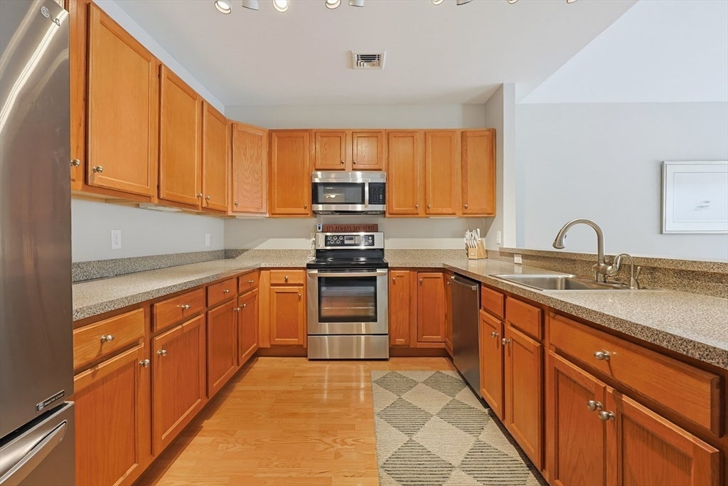 631 East Street C-202, Mansfield, MA Photo #11