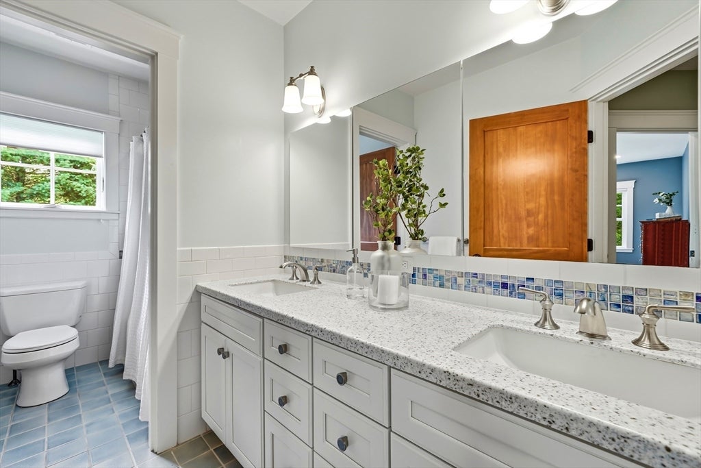 31 Winthrop Road, Lexington, MA, 31 Winthrop Road, Lexington, MA Photo #25