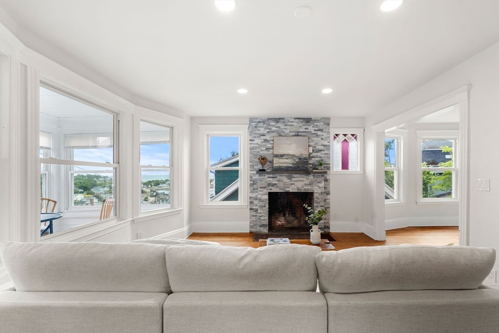 56 Greenwood Ave 2