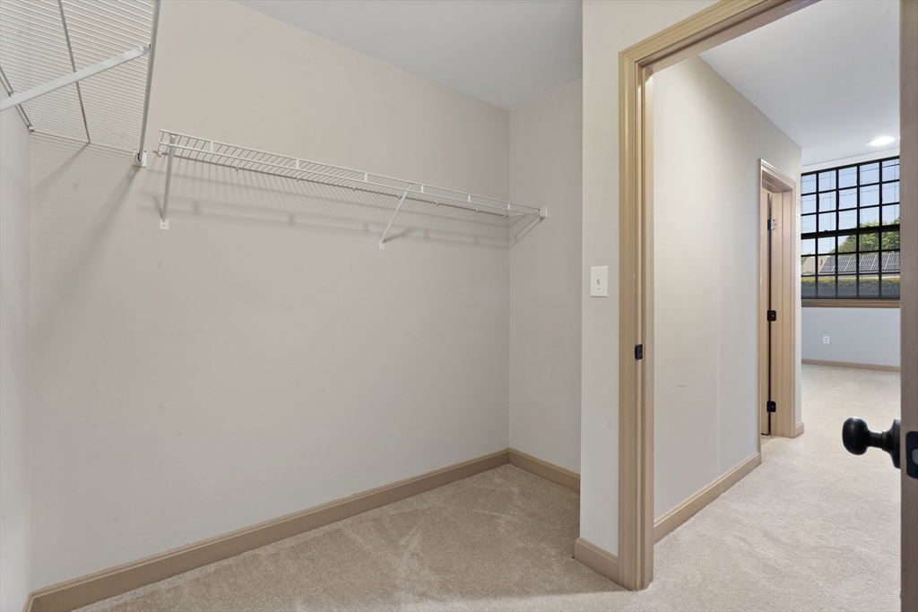 550 Washington St 303