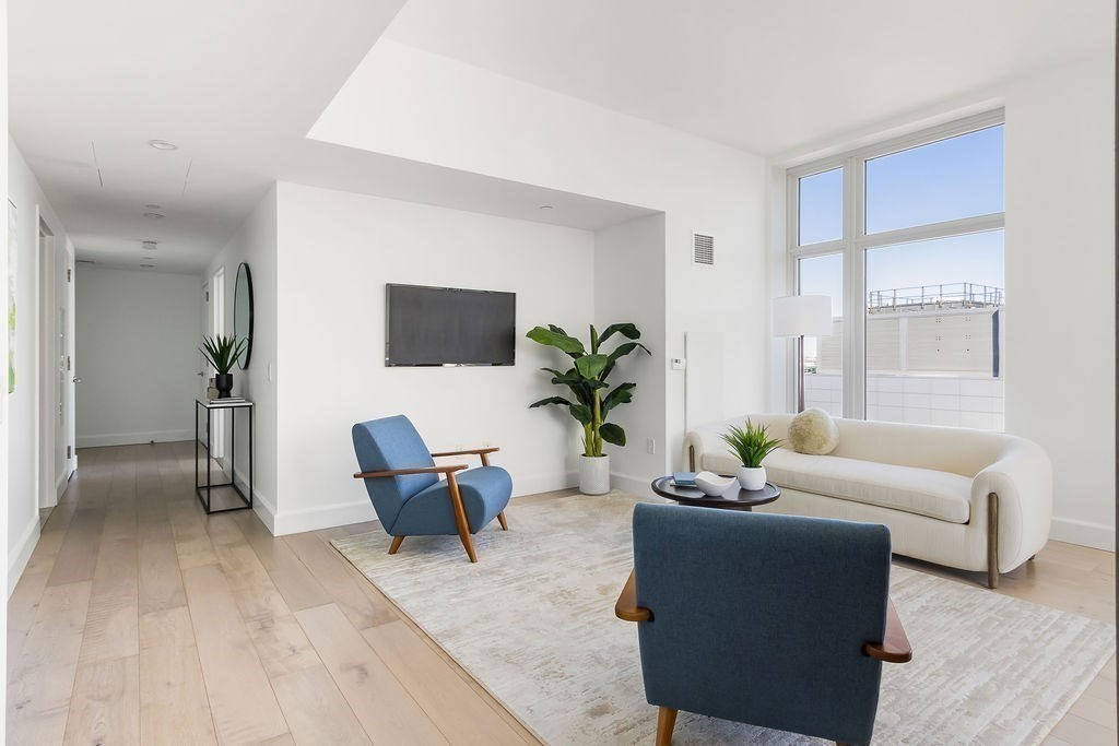 100 Lovejoy Wharf 11A