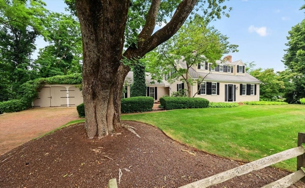 52 Standish Street