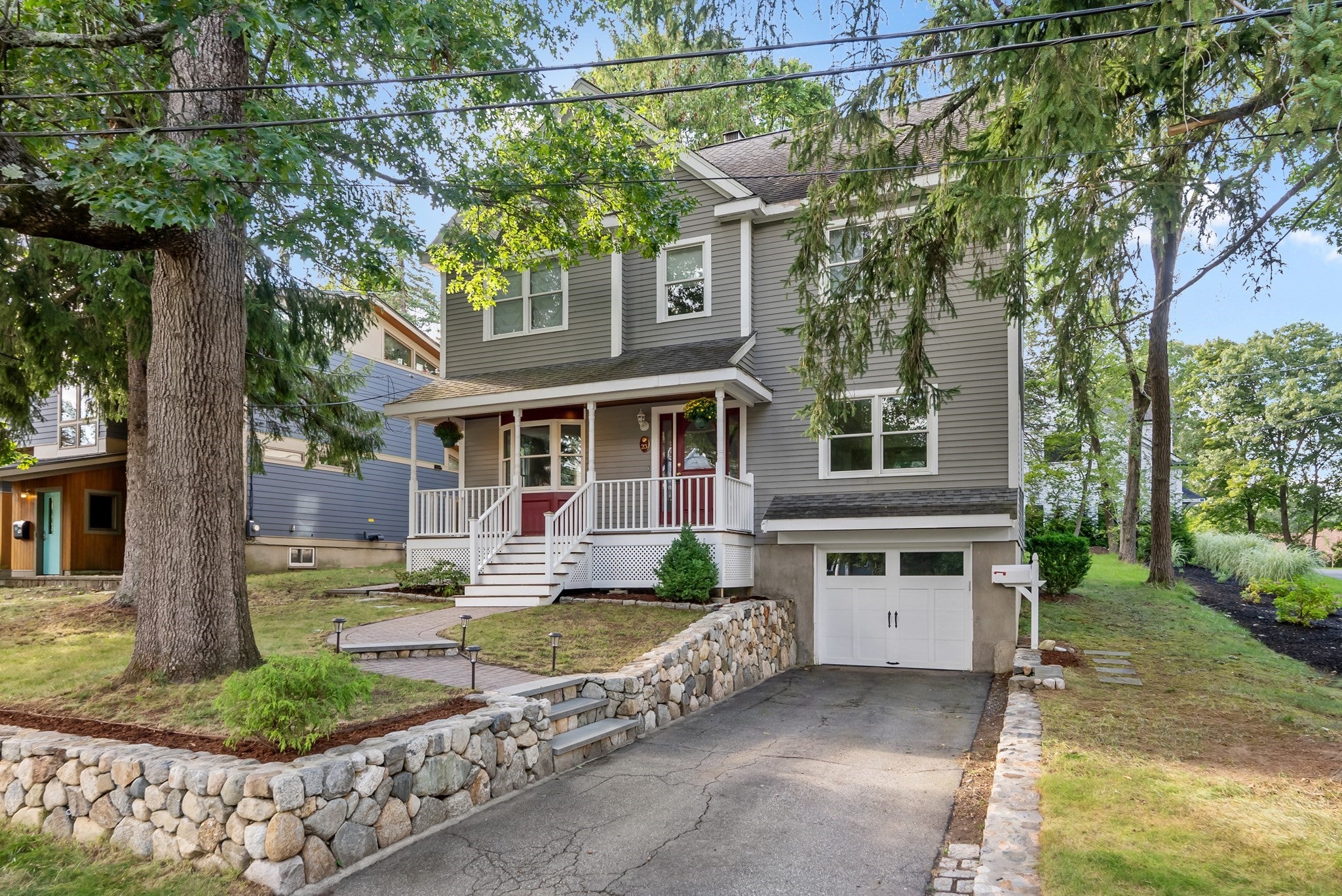 Click for 23 Columbus Street, Lexington, MA slideshow Click for 23 Columbus Street, Lexington, MA slideshow