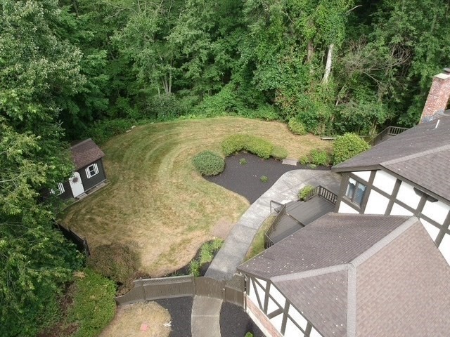 5 Rust Ln