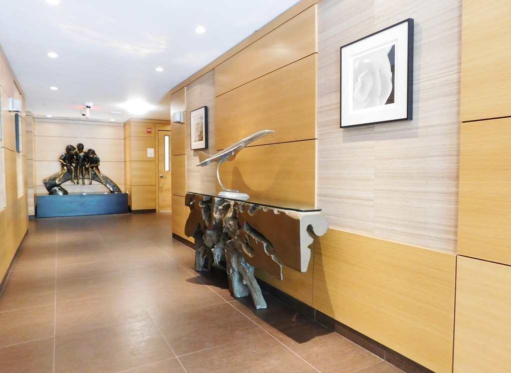 446 Belgrade Ave 206