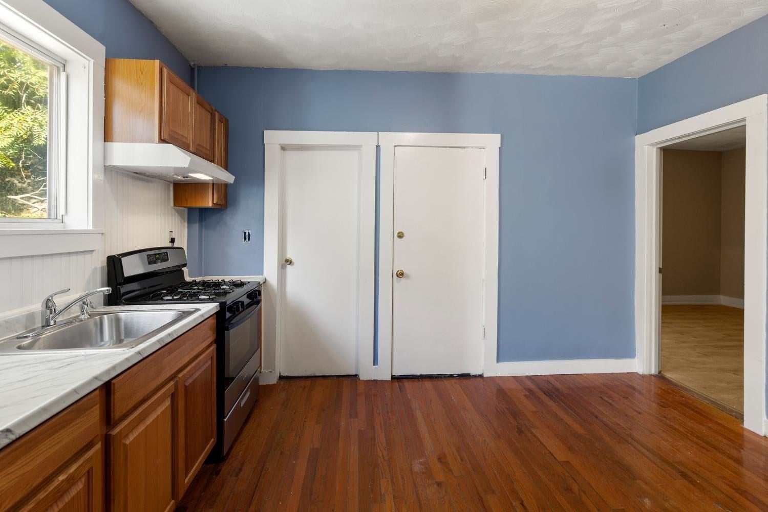 11 Hutchinson Ct, Lynn, MA, 11 Hutchinson Ct, Lynn, MA Photo #16