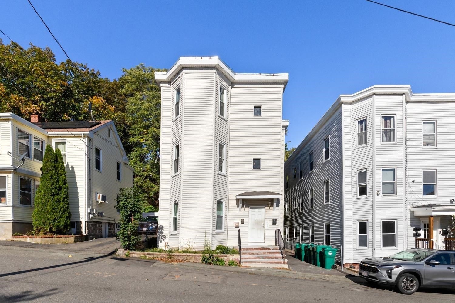 11 Hutchinson Ct, Lynn, MA, 11 Hutchinson Ct, Lynn, MA Photo #2