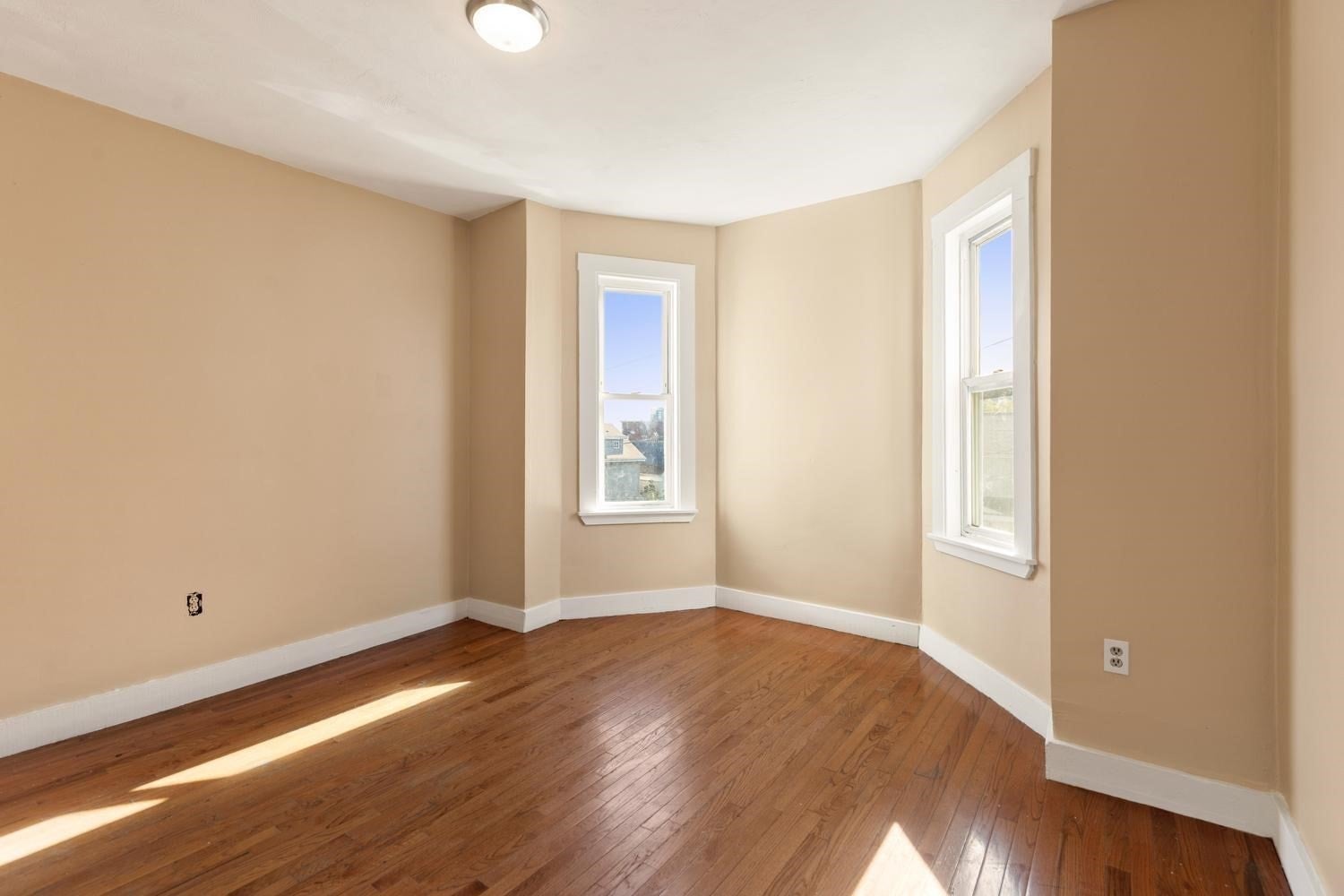 11 Hutchinson Ct, Lynn, MA, 11 Hutchinson Ct, Lynn, MA Photo #23