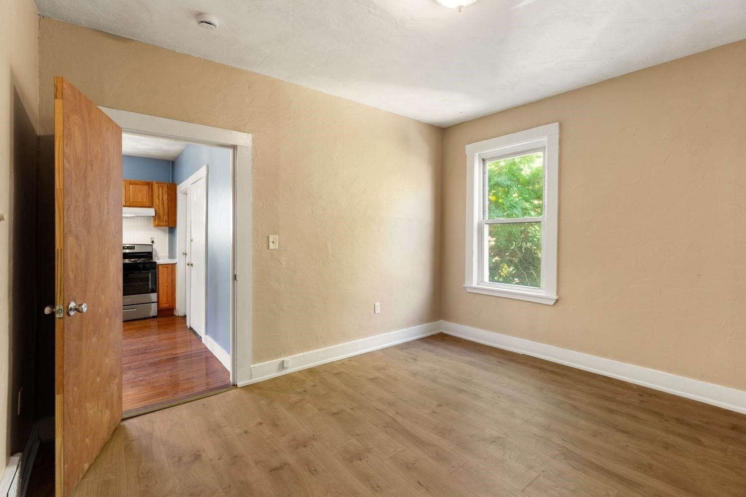 11 Hutchinson Ct, Lynn, MA, 11 Hutchinson Ct, Lynn, MA Photo #25