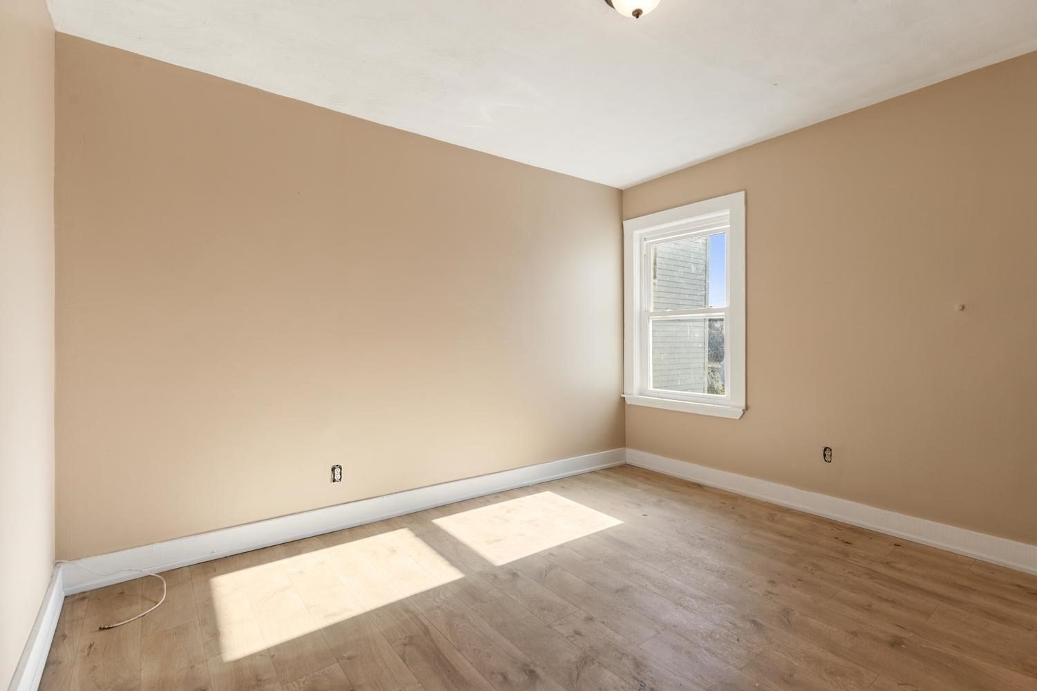 11 Hutchinson Ct, Lynn, MA, 11 Hutchinson Ct, Lynn, MA Photo #20